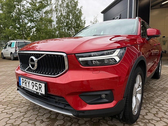 Volvo XC40 7 of 30