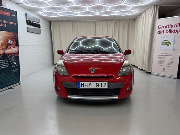 Renault Clio 3 of 21