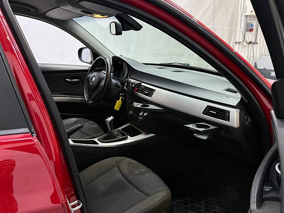 BMW 320d 7 of 9