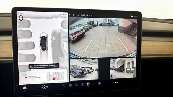 Tesla Model Y 12 of 13