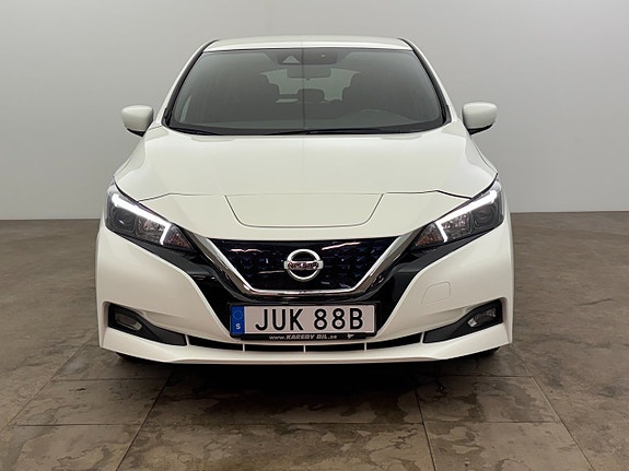 Nissan Leaf 9 of 24