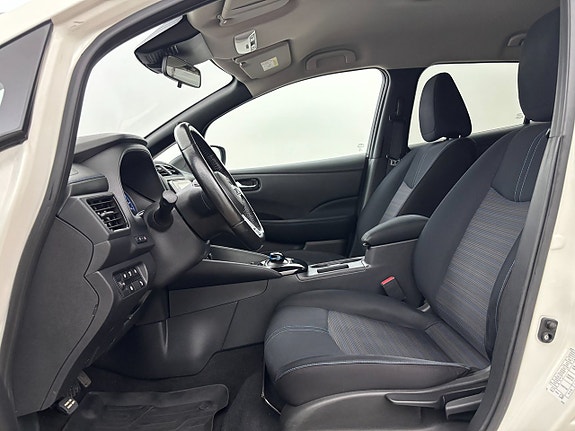 Nissan Leaf 13 of 24