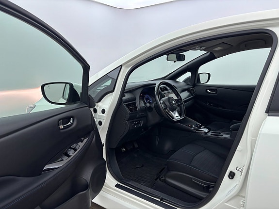 Nissan Leaf 12 of 24