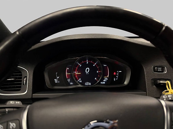 Volvo V60 Cross Country 20 of 21