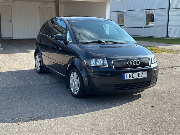 Audi A2 5 of 12