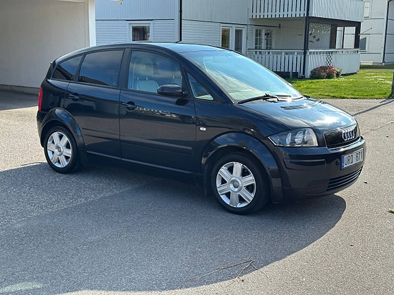 Audi A2 4 of 12