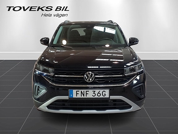 Volkswagen T-Cross 2 of 12