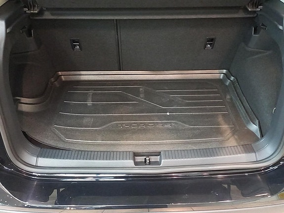 Volkswagen T-Cross 12 of 12