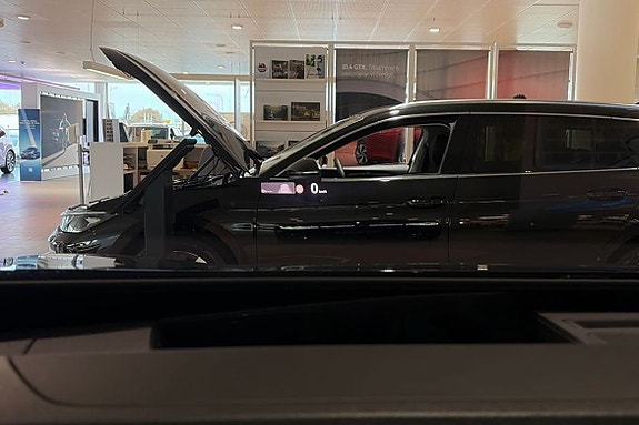 Volkswagen ID.5 GTX 14 of 23