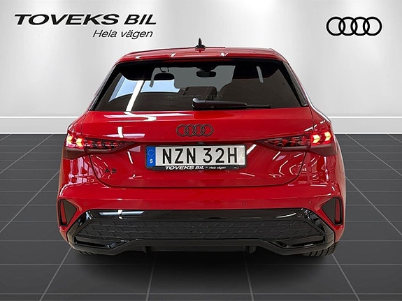 Audi A3 4 of 27