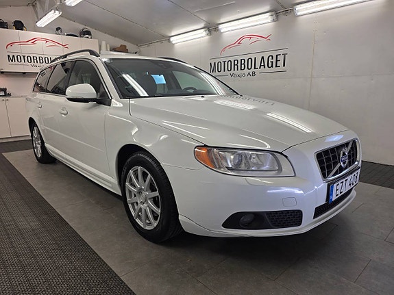 Volvo V70 D2 Man *Fas2 2012 Takvinge* Atraktor 4 of 12