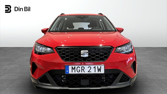 Seat Arona 4 of 12