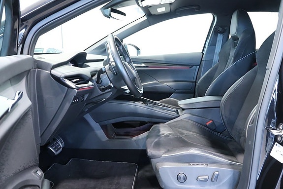 Skoda Enyaq 7 of 21