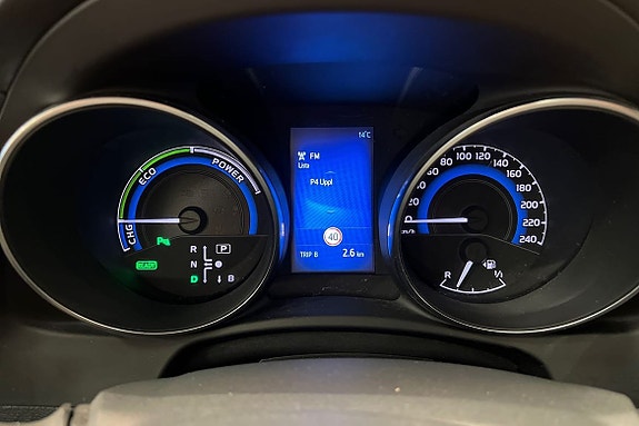 Toyota Auris 16 of 23