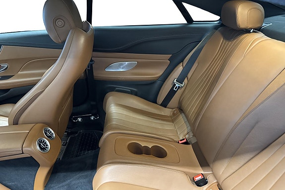 Mercedes-Benz E450 10 of 11