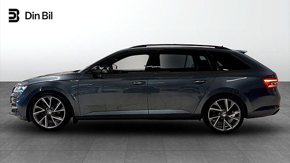 Skoda Superb 2 of 26