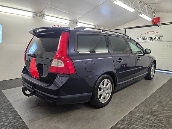 Volvo V70 D3 Man *Fas2 Takvinge 2011* Atraktor 3 of 8