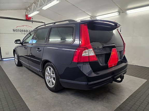 Volvo V70 D3 Man *Fas2 Takvinge 2011* Atraktor 2 of 8