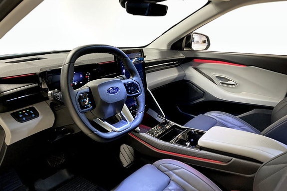 Ford Explorer 5 of 9