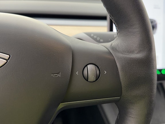 Tesla Model Y 30 of 30