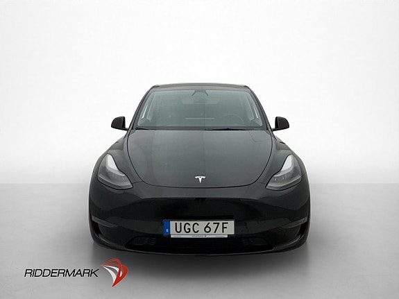 Tesla Model Y 3 of 30