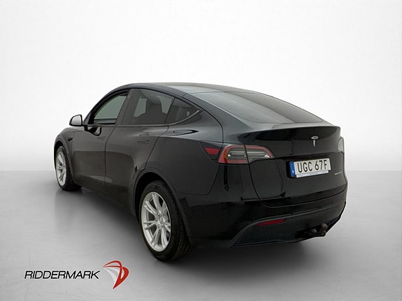 Tesla Model Y 6 of 30
