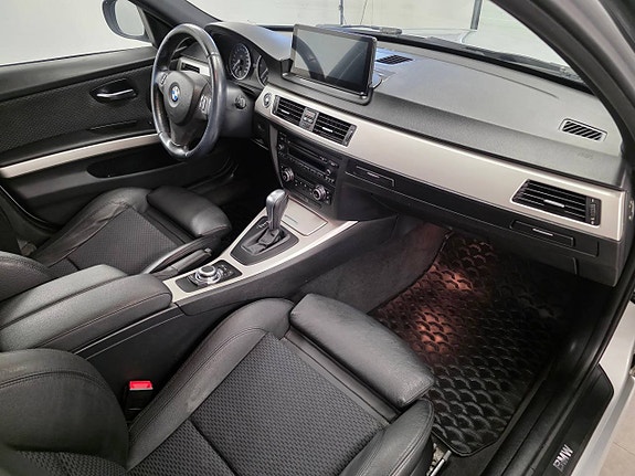 BMW 320 6 of 11