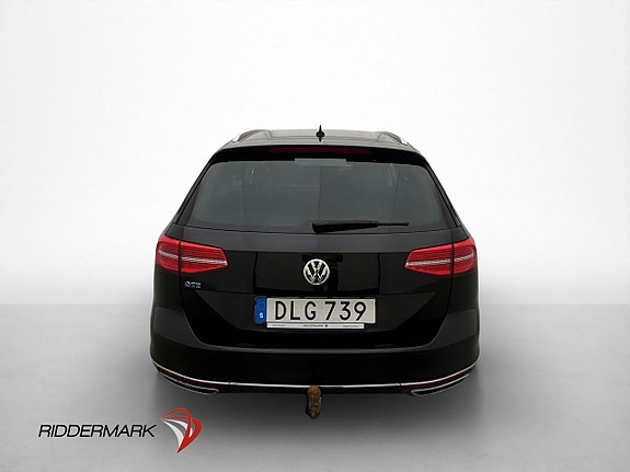 Volkswagen Passat 7 of 30