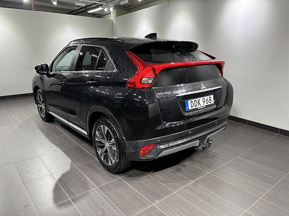 Mitsubishi Eclipse Cross 2 of 2