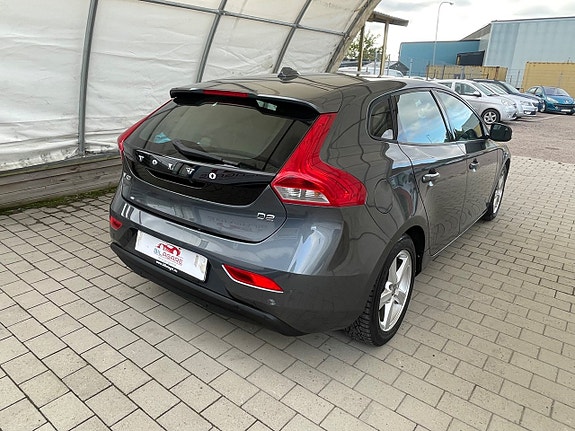 Volvo V40 3 of 30