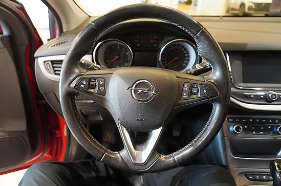 Opel Astra 8 of 10