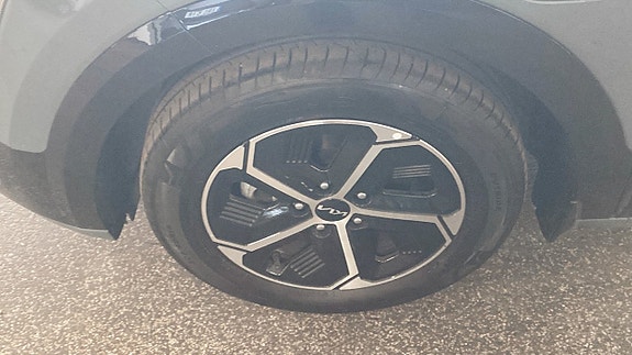 Kia Niro 9 of 12