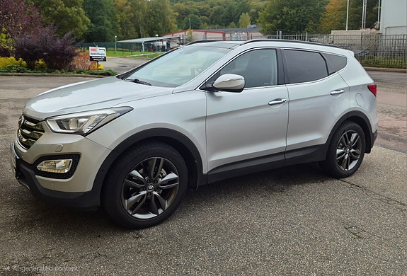 Hyundai Santa Fe 2 of 17