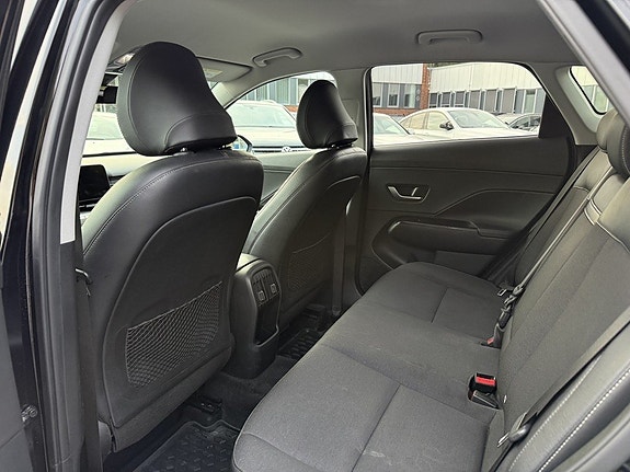Hyundai Kona 19 of 22