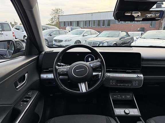 Hyundai Kona 11 of 22