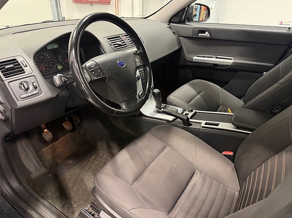 Volvo V50 6 of 12