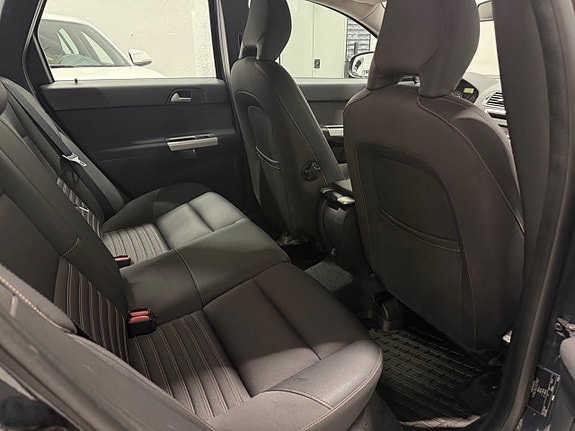 Volvo V50 12 of 12