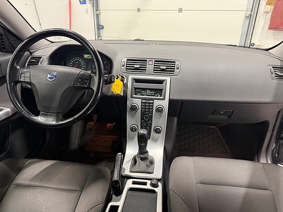 Volvo V50 8 of 12