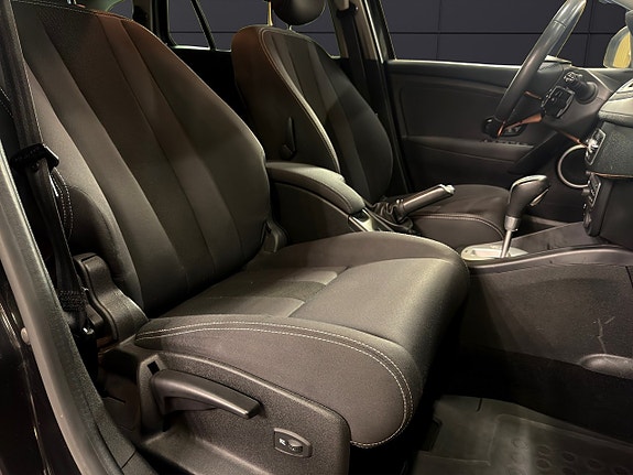 Renault Megane 17 of 28