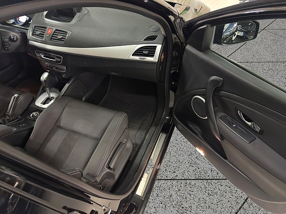 Renault Megane 15 of 28