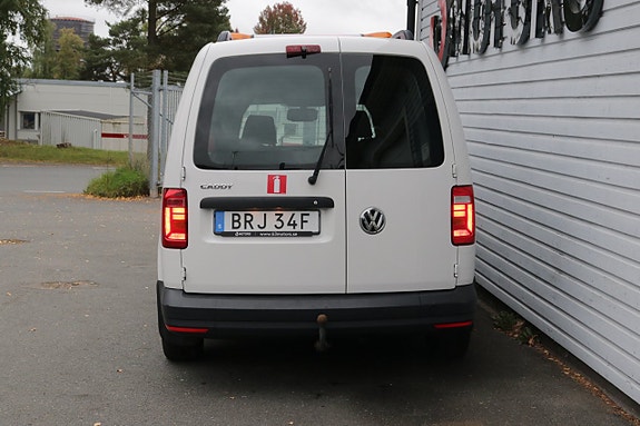 Volkswagen Caddy Maxi 21 of 30