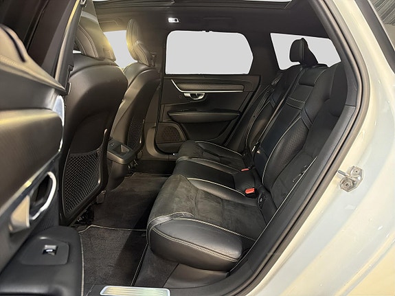Volvo V90 10 of 30