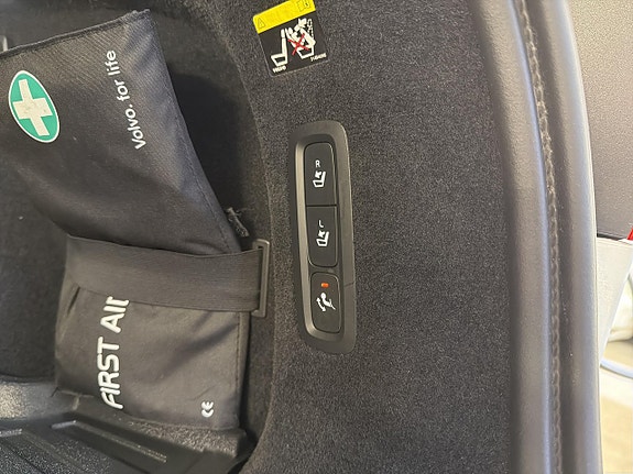 Volvo V90 14 of 30