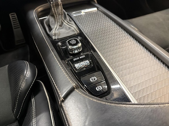 Volvo V90 24 of 30