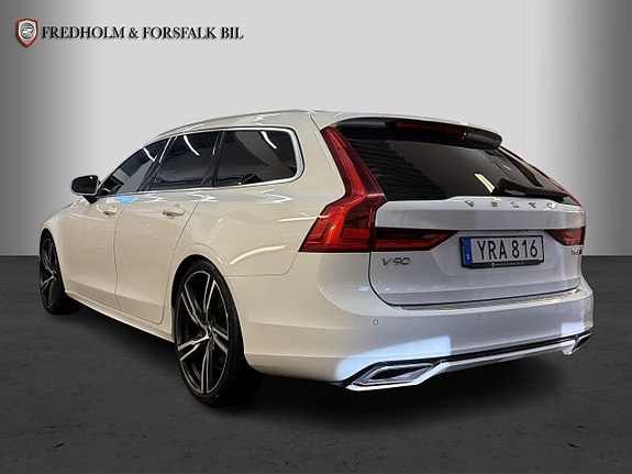 Volvo V90 3 of 30