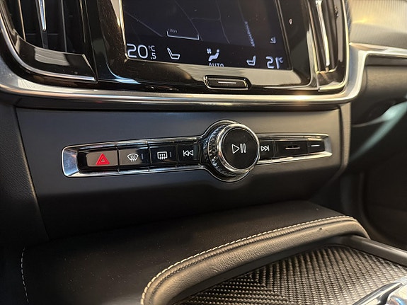 Volvo V90 30 of 30