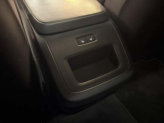 Volvo V90 26 of 30