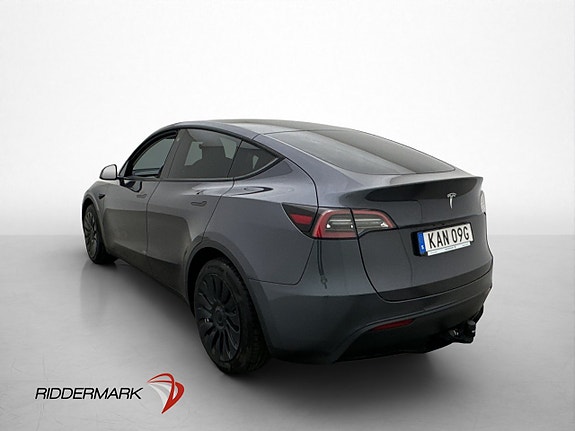 Tesla Model Y 6 of 30