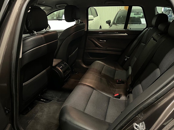 BMW 520d 11 of 16