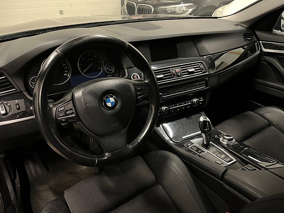 BMW 520d 13 of 16